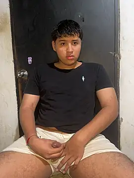 Snapshot of lalitopp chatting on 02-23-26, 01:36 lalitopp online show from 02-23-26, 01:36