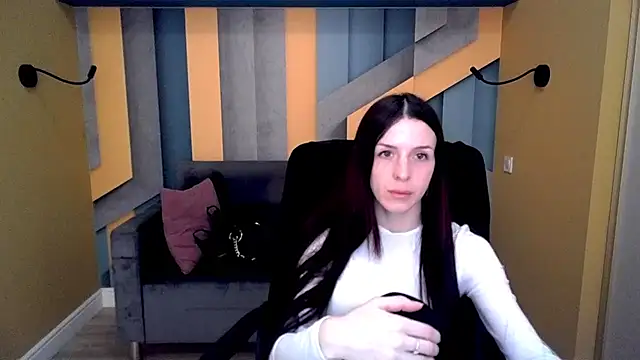 Snapshot of NoirDiva chatting on 02-25-26, 06:45 NoirDiva online show from 02-25-26, 06:45