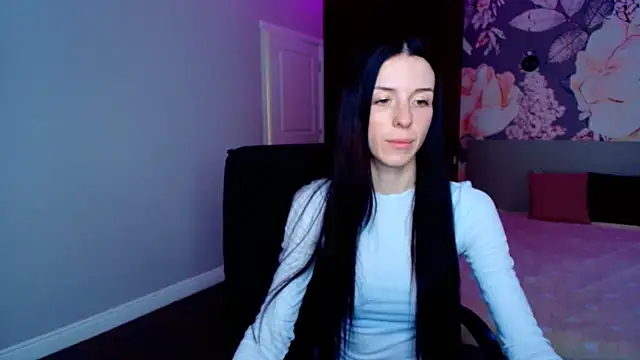 NoirDiva online show from 04-09-26, 12:21