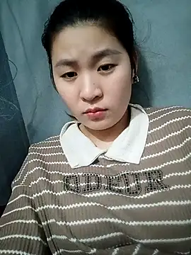 Snapshot of -Datini- chatting on 02-19-26, 08:54 -Datini- online show from 02-19-26, 08:54