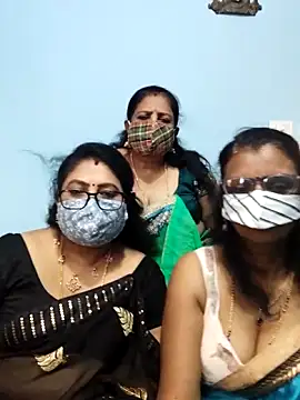Kannadasexywifes online show from 04-26-26, 01:47