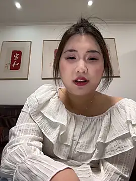 HHll7796 online show from 02-23-26, 01:52