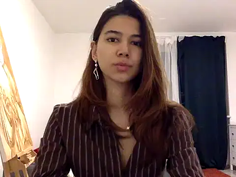 Snapshot of KiraVixenSweet chatting on 02-16-26, 11:12 KiraVixenSweet online show from 02-16-26, 11:12