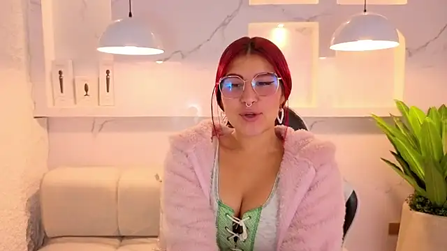 Snapshot of emily__tp chatting on 02-25-26, 12:37 emily tp online show from 02-25-26, 12:37