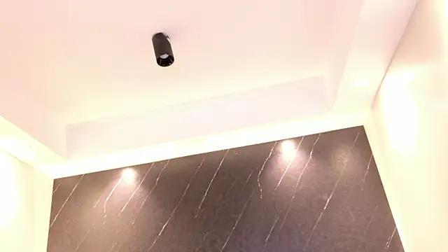 Kinsleybrown online show from 04-09-26, 04:12