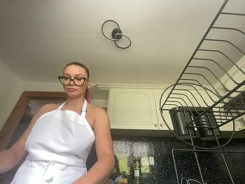 Snapshot of FoxyValentine chatting on 07-03-26, 01:39 FoxyValentine online show from 07-03-26, 01:39