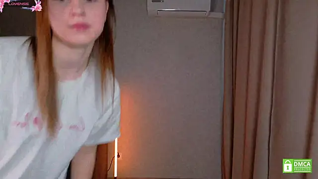 KateNickson online show from 04-10-26, 05:12