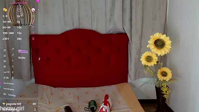 Snapshot of Cayetana_Black_ chatting on 02-15-26, 07:32 Cayetana Black online show from 02-15-26, 07:32