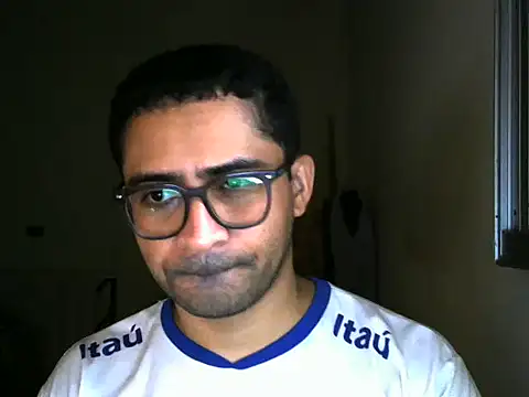 Snapshot of honeybatista chatting on 02-20-26, 11:54 honeybatista online show from 02-20-26, 11:54