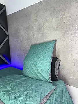 Snapshot of Lucian-greyy chatting on 02-24-26, 04:10 Lucian-greyy online show from 02-24-26, 04:10