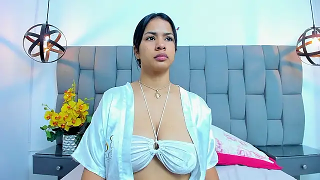 Snapshot of lunavarela chatting on 02-21-26, 11:55 lunavarela online show from 02-21-26, 11:55