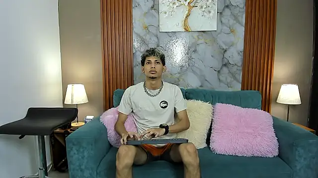 Snapshot of YOUNG_BOYS_HELL chatting on 02-19-26, 01:23 YOUNG BOYS HELL online show from 02-19-26, 01:23