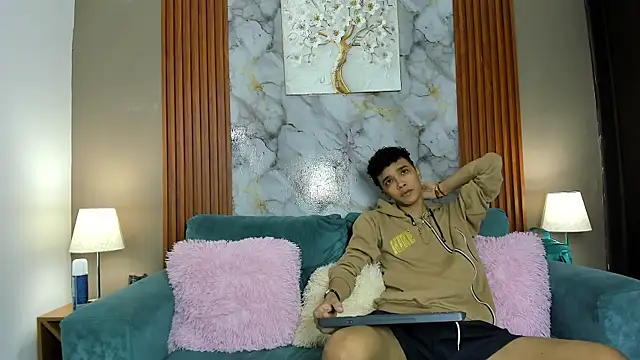 YOUNG BOYS HELL online show from 03-04-26, 01:11