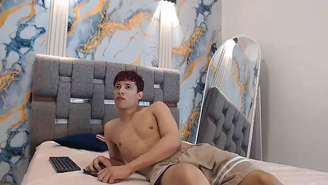 YOUNG BOYS HELL online show from 07-10-26, 01:32