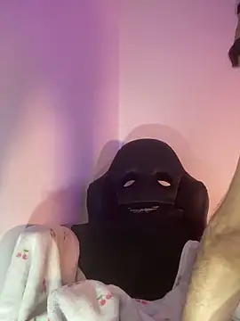 baileyadamms online show from 04-08-26, 06:30