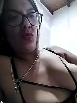 Silreinadorada online show from 04-21-26, 12:00