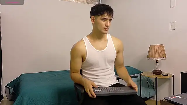 Snapshot of Kael_Switch chatting on 02-21-26, 10:11 Kael Switch online show from 02-21-26, 10:11