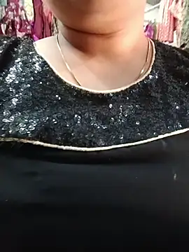 Snapshot of taniya0 chatting on 04-19-26, 05:07 taniya0 online show from 04-19-26, 05:07