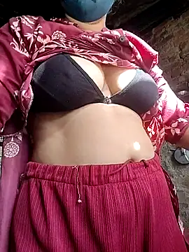 Snapshot of taniya0 chatting on 05-03-26, 03:23 taniya0 online show from 05-03-26, 03:23