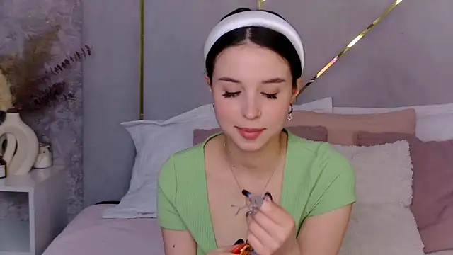 LanaLedger online show from 03-18-26, 03:48