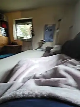 Gris-shadow online show from 02-14-26, 11:51