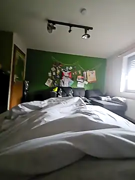 Gris-shadow online show from 02-17-26, 11:18