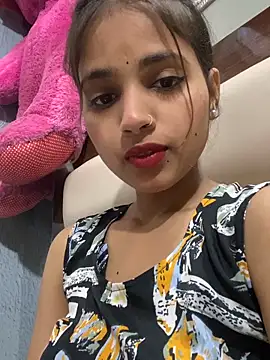 Snapshot of samayra1144 chatting on 06-19-26, 03:55 samayra1144 online show from 06-19-26, 03:55