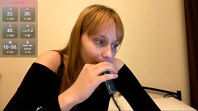 Snapshot of TriciaHartery chatting on 02-27-26, 07:14 TriciaHartery online show from 02-27-26, 07:14