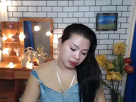 Snapshot of LovelyJessaXX chatting on 03-03-26, 04:02 LovelyJessaXX online show from 03-03-26, 04:02