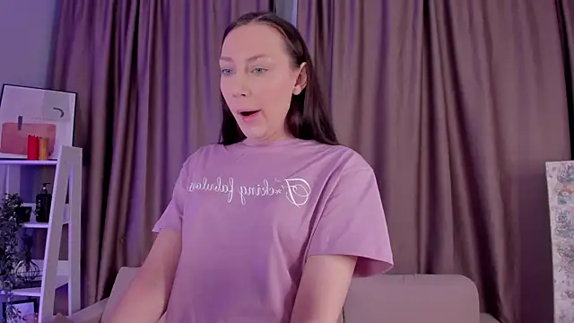 LorindaPliner online show from 02-28-26, 07:04