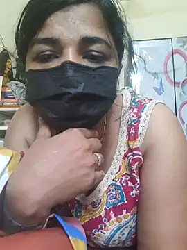 Tamil Luckly girl online show from 04-15-26, 07:37