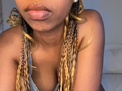 Snapshot of Sweet-Lexiii chatting on 02-18-26, 08:49 Sweet-Lexiii online show from 02-18-26, 08:49