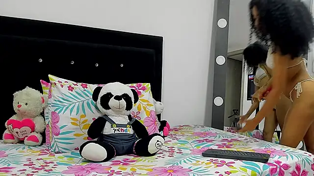 DanielaWane online show from 02-26-26, 11:37