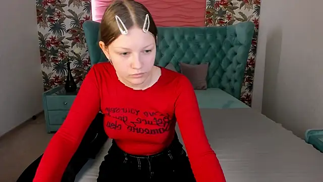 LauraBev online show from 02-21-26, 02:29