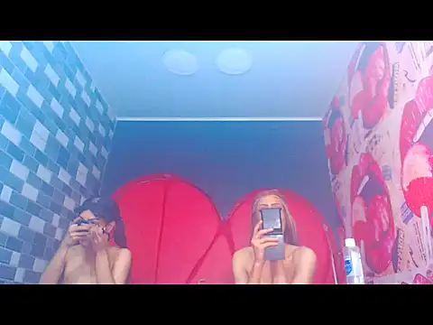 Snapshot of charlottxjuless chatting on 02-20-26, 02:06 charlottxjuless online show from 02-20-26, 02:06