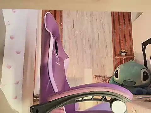 valenttina narvaez online show from 03-16-26, 01:37