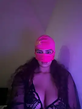 Esmeralda972 online show from 02-16-26, 06:59