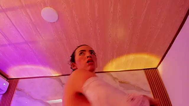 your whore Salome online show from 03-25-26, 06:25