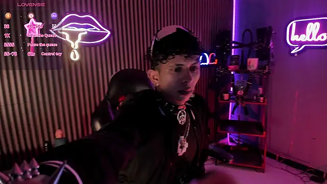 Maximoking26 online show from 04-13-26, 03:45