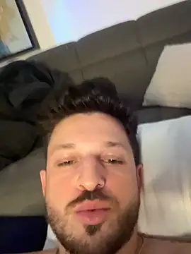 rafapradodxb online show from 02-17-26, 03:25