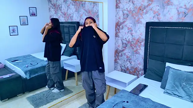 Snapshot of Raven_Gloomy chatting on 03-02-26, 12:23 Raven Gloomy online show from 03-02-26, 12:23