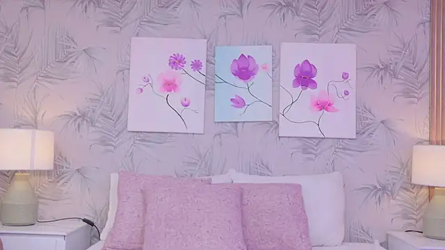 Snapshot of AntonellaEscudero chatting on 02-24-26, 07:45 AntonellaEscudero online show from 02-24-26, 07:45