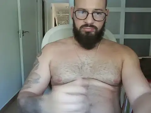 Snapshot of lachy2410 chatting on 08-07-26, 11:45 lachy2410 online show from 08-07-26, 11:45