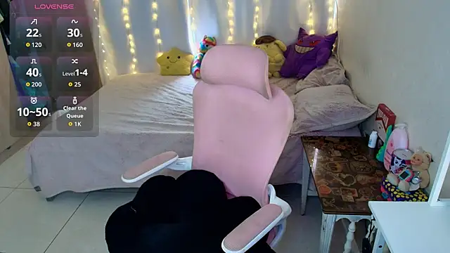 maliciaXpoison online show from 04-05-26, 09:01