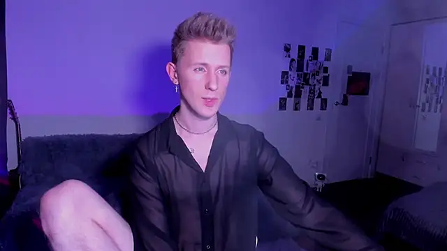 Snapshot of vence_dor chatting on 03-22-26, 08:23 vence dor online show from 03-22-26, 08:23