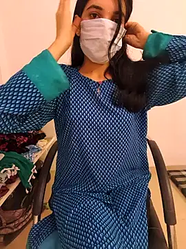 Snapshot of tanzum_khan3202 chatting on 04-08-26, 07:30 tanzum khan3202 online show from 04-08-26, 07:30