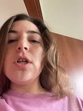 Snapshot of kate_nicepops999114 chatting on 02-16-26, 08:43 kate nicepops999114 online show from 02-16-26, 08:43