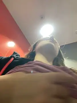 Snapshot of kate_nicepops999114 chatting on 03-02-26, 08:10 kate nicepops999114 online show from 03-02-26, 08:10