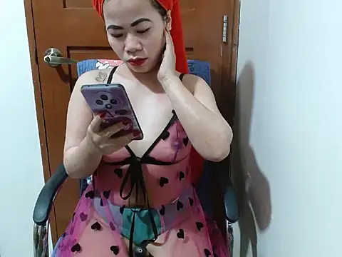 Snapshot of Petite_Jeramae22 chatting on 08-03-26, 02:32 Petite Jeramae22 online show from 08-03-26, 02:32