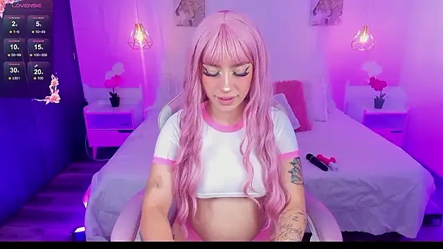 Emma softt online show from 03-04-26, 03:23